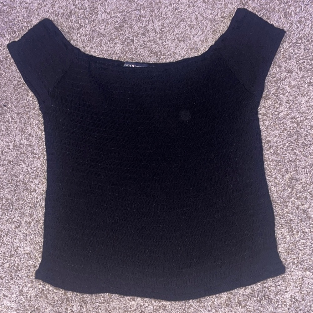 BRANDY MELVILLE RUCHED/SINCHED BLACK TOP OS